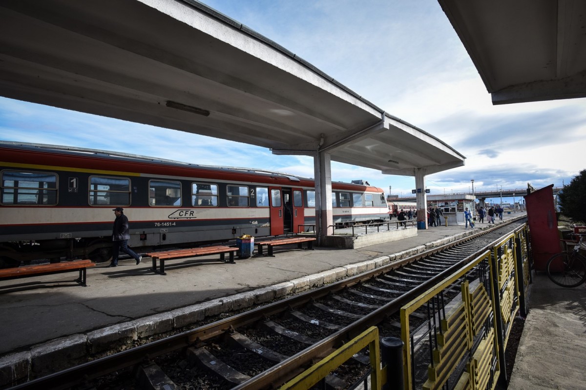 Brașovean tâlhărit în Gara Sibiu, în plină zi