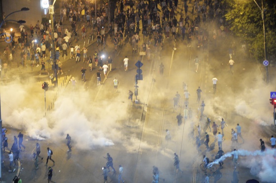 A murit la câteva zile după ce a leșinat la protestul din 10 august