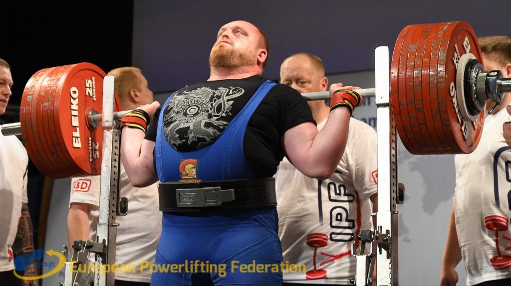Sala Transilvania găzduiește Campionatul European de Powerlifting