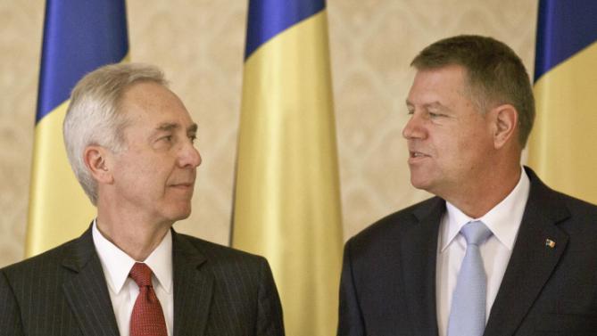 Ambasadorul SUA în România: Luna viitoare merg la Sibiu cu mașina. Dacă nu aveați corupție, aveați și autostrăzi