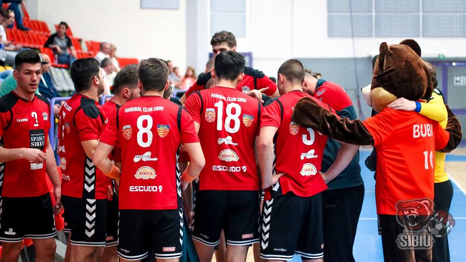 HC Sibiu pierde la trei goluri meciul cu CSM Oradea