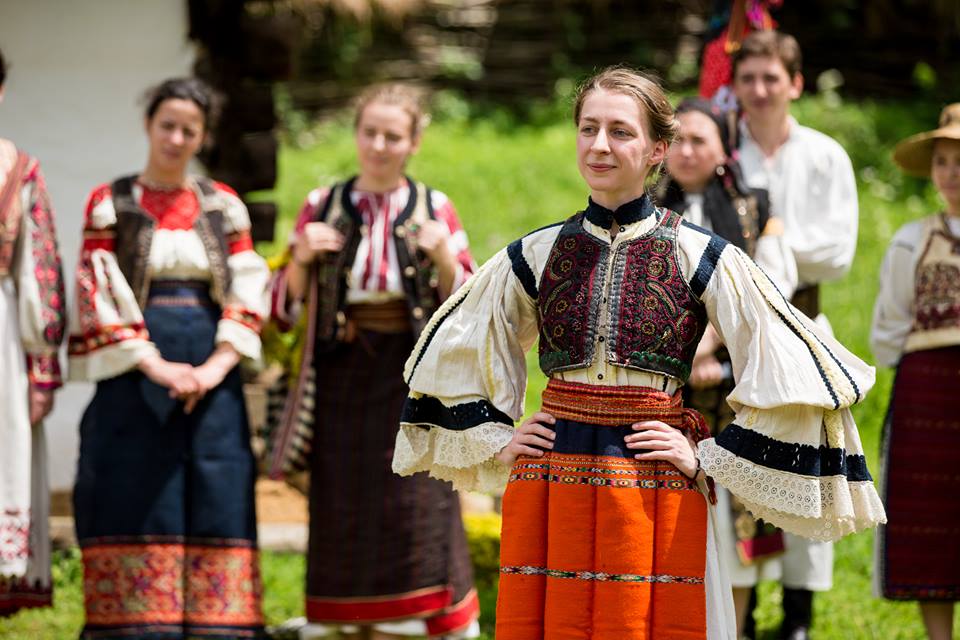 Sibiul se îmbracă în IE în acest weekend. „Este la modă în întreaga lume”