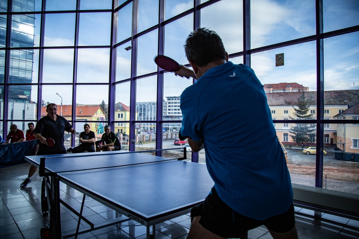Sibienii pot juca tenis de masă, gratuit, în Sala Transilvania