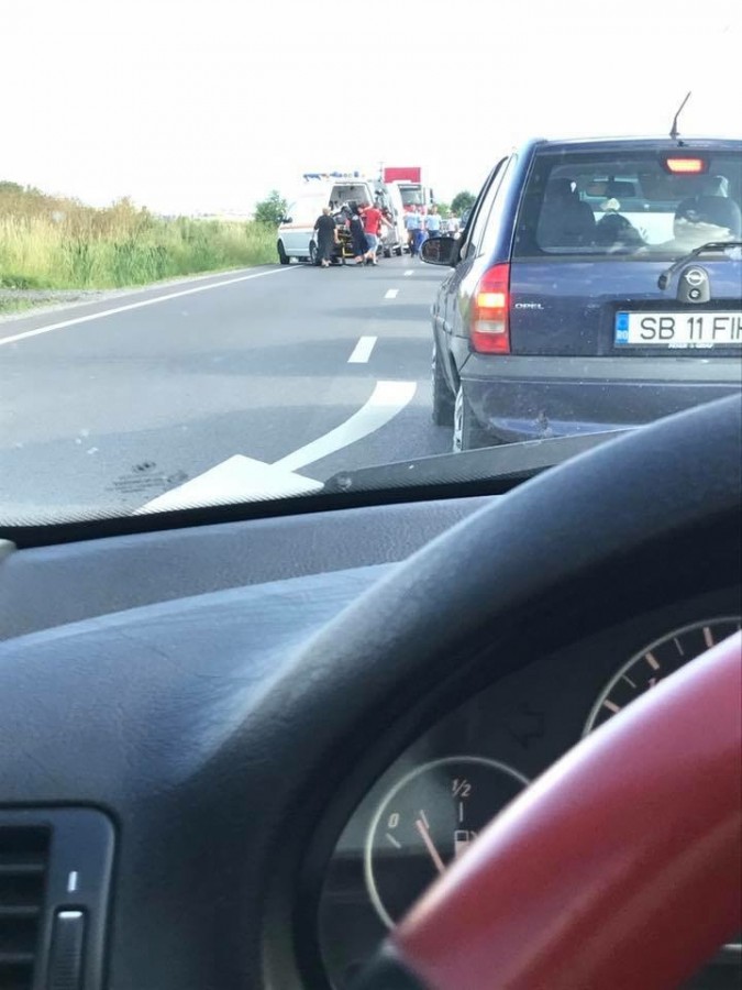 Un bărbat de 81 de ani a traversat neregulamentar DN 14 și a fost accidentat mortal