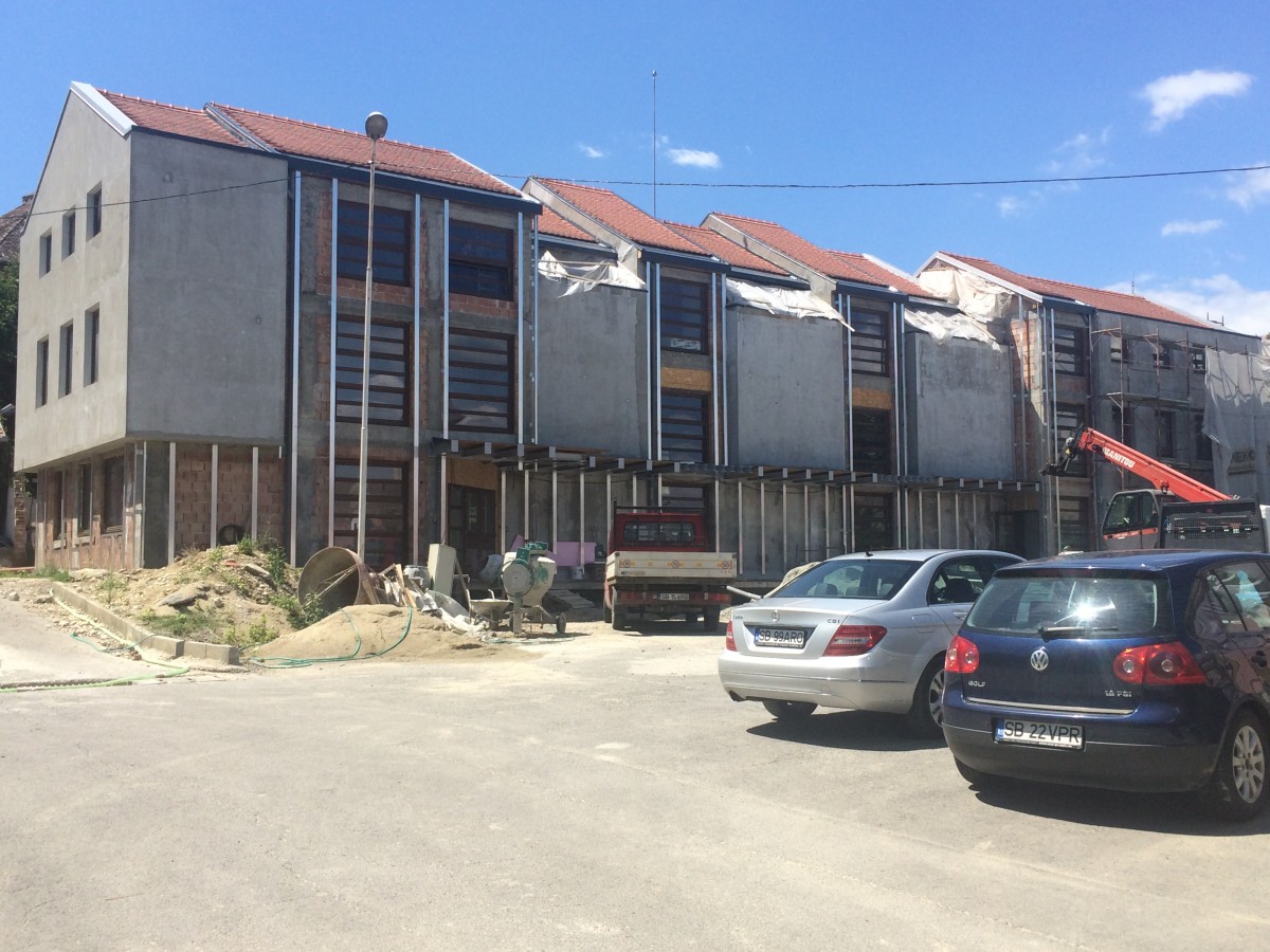 FOTO - Lucrările la noul sediu al Casei de Cultură se apropie de final