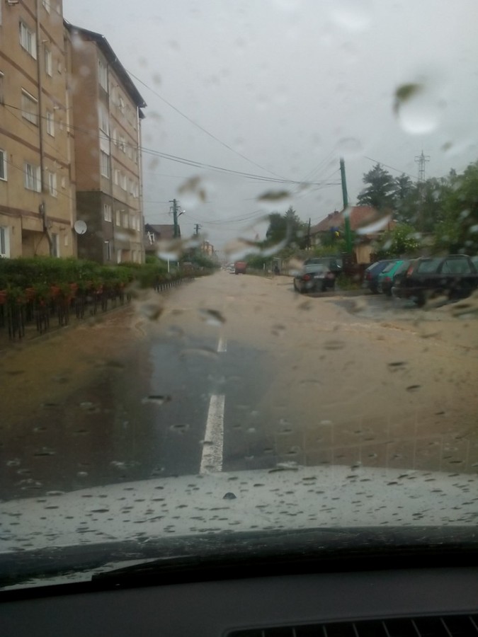 VIDEO Inundație în Cisnădie