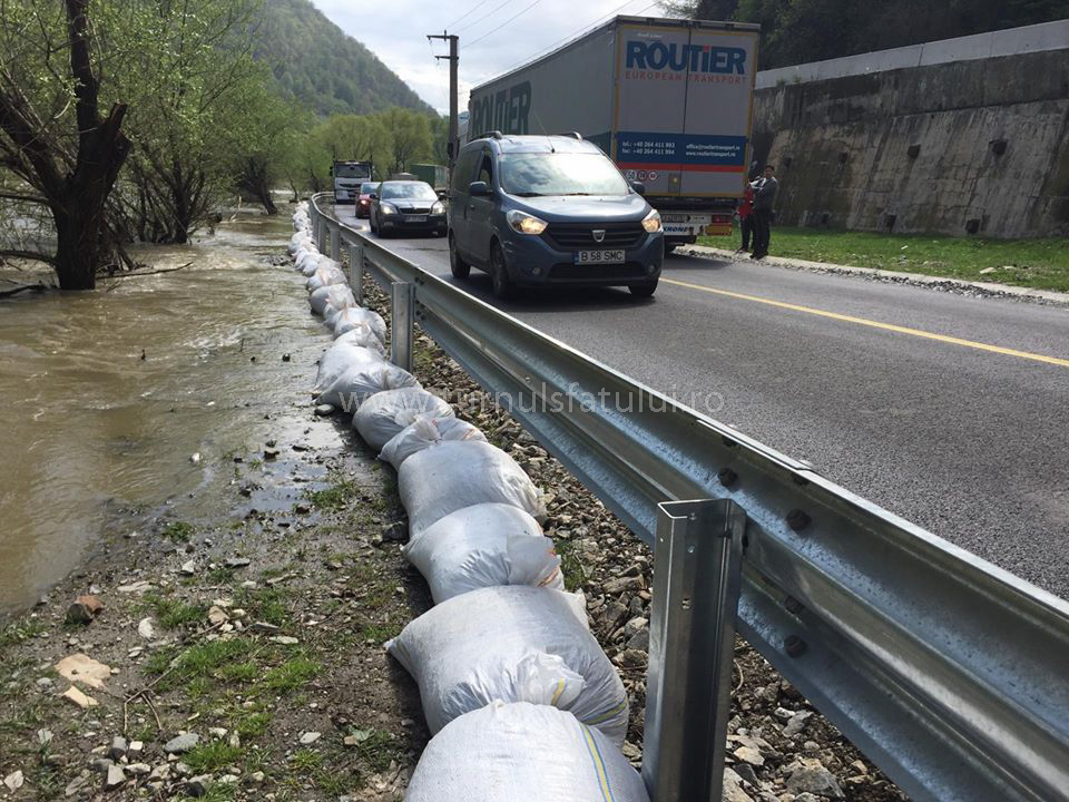 Dezastru pe Valea Oltului! După inundații și lucrări, duminică se închide complet
