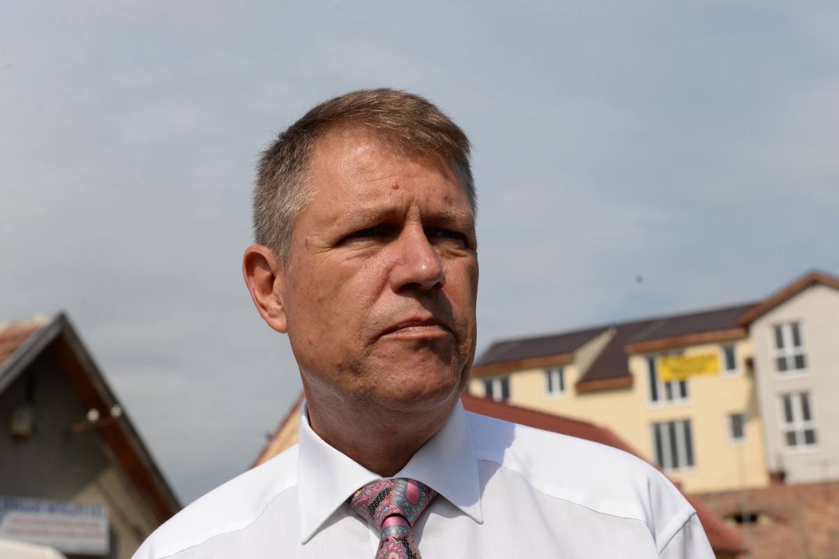 Iohannis: Cei 15 km de autostrada daţi în folosință în ultimul an şi jumătate înseamnă ridicol de puţin