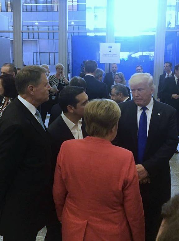 Iohannis se întâlnește cu Trump