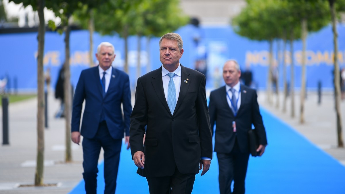 Iohannis despre Dragnea: Omul și-a luat o pălărie prea mare, și-a terminat argumentele politice