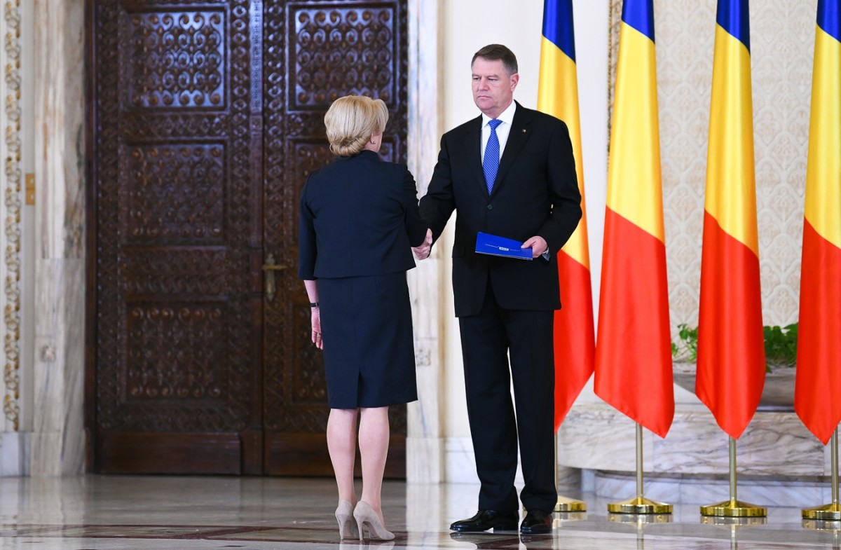 Viorica Dăncilă îi răspunde lui Iohannis: Ne vorbește de parcă am avea un tribunal la Bruxelles