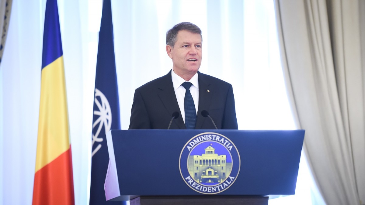 Iohannis, despre majorările de salarii: Parlamentul a ajuns într-o zonă populist-electoralistă, dar îi înţeleg pe angajaţi