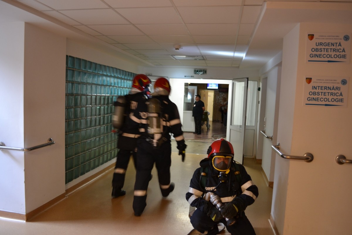 Simulare de incendiu la Spitalul Clinic de Urgență Sibiu | foto video