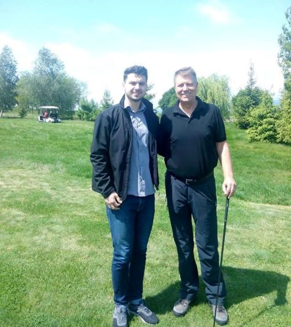 Președintele Iohannis s-a apucat de un nou sport: golful FOTO