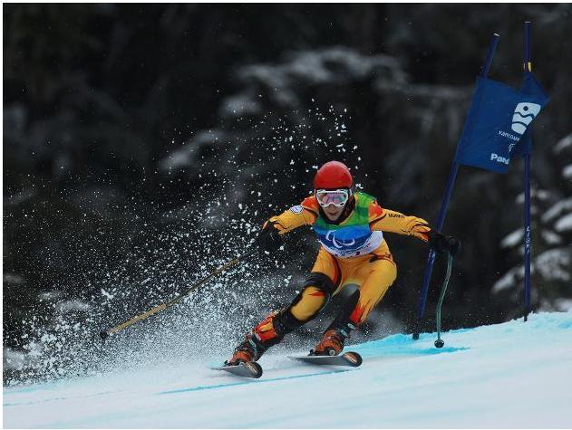 Medalie de argint pentru schioarea Laura Vӑleanu, la Cupa Mondialӑ din Aspen