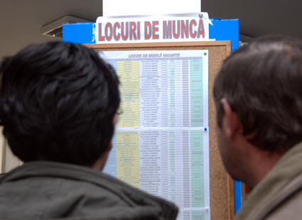Câte trei reguli odată, încălcate de agenții de muncă temporară