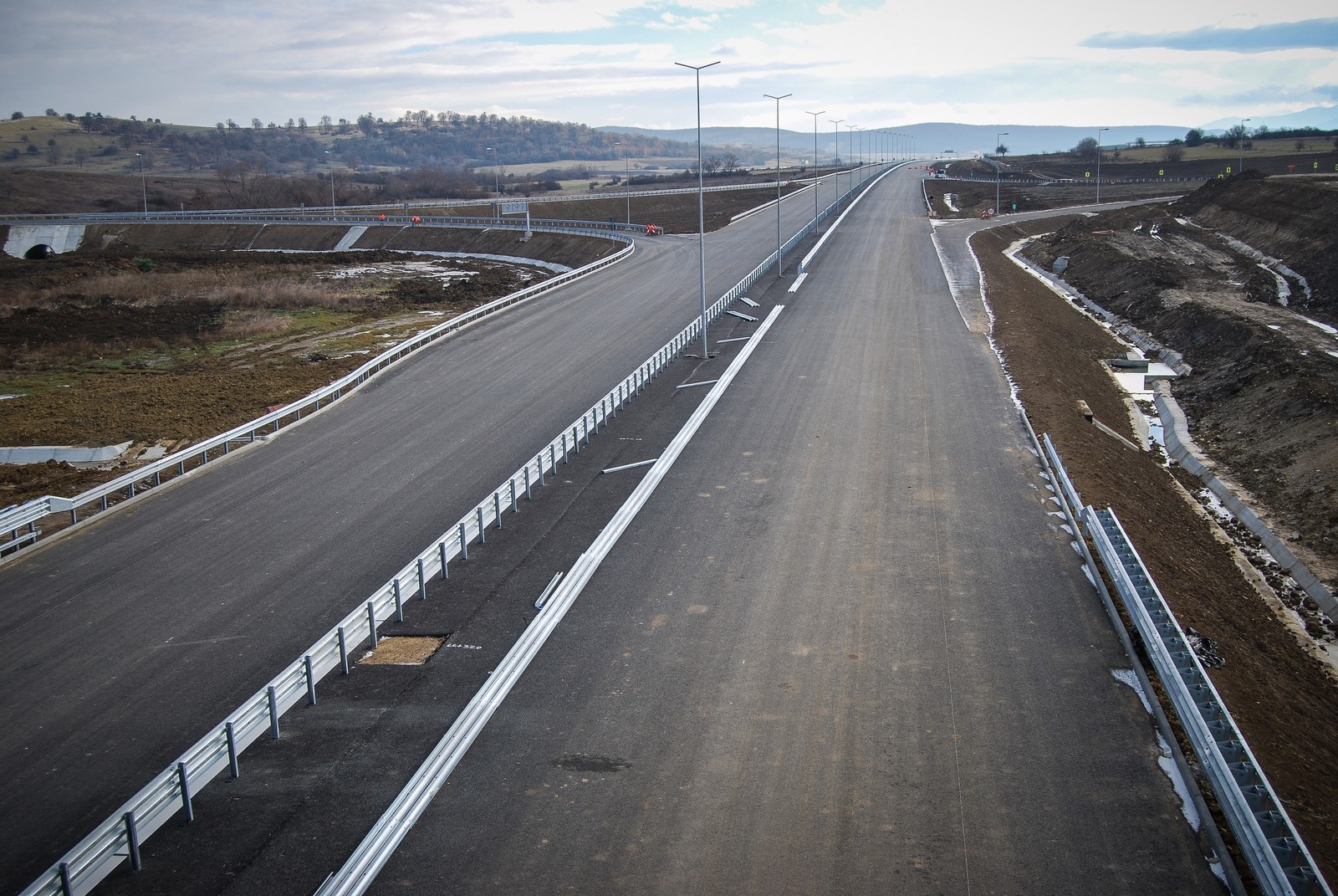 Autostrada Sibiu – Pitești are cinci variante de traseu. Le vedem de sâmbătă