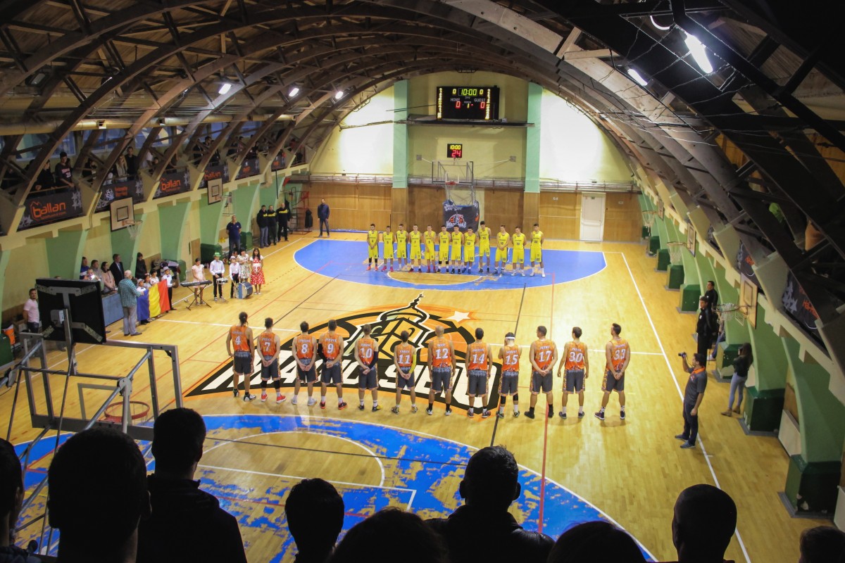 CSU Sibiu 2 începe returul Ligii I la baschet cu Magic Sibiu