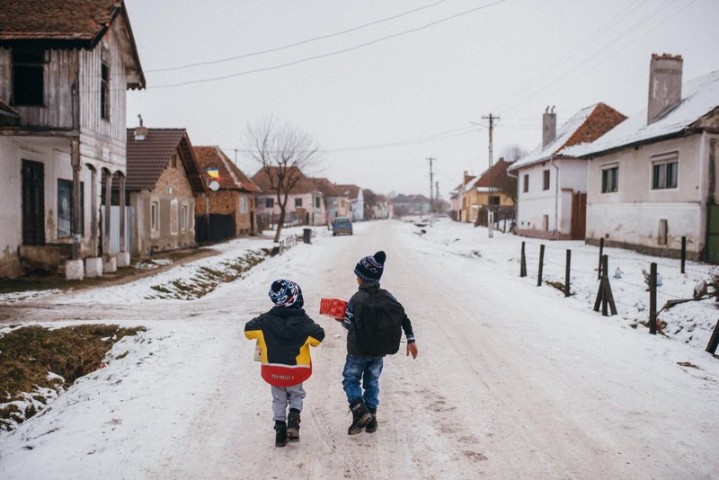 Proiectele Maratonului. (1) Consultații gratuite pentru copiii din Țichindeal