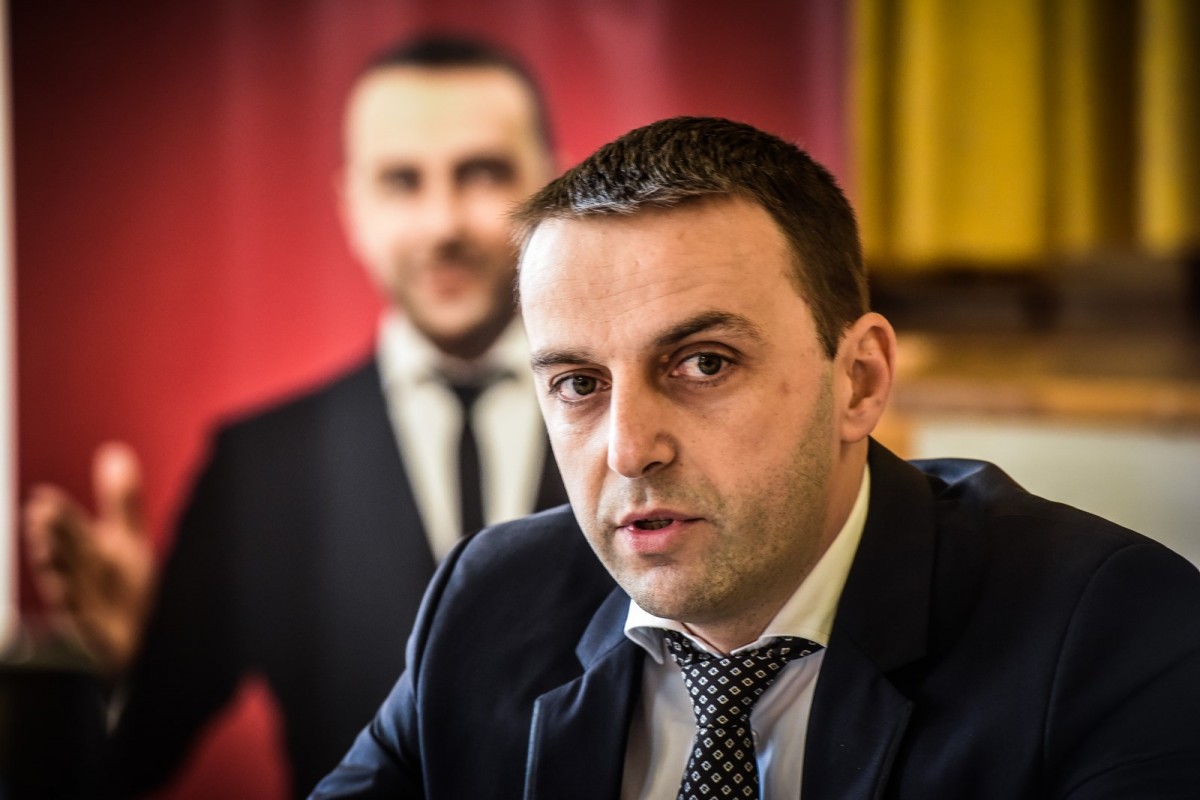 FOTO Prima candidatură pentru Primăria Șelimbăr: actualul primar interimar, Marius Grecu