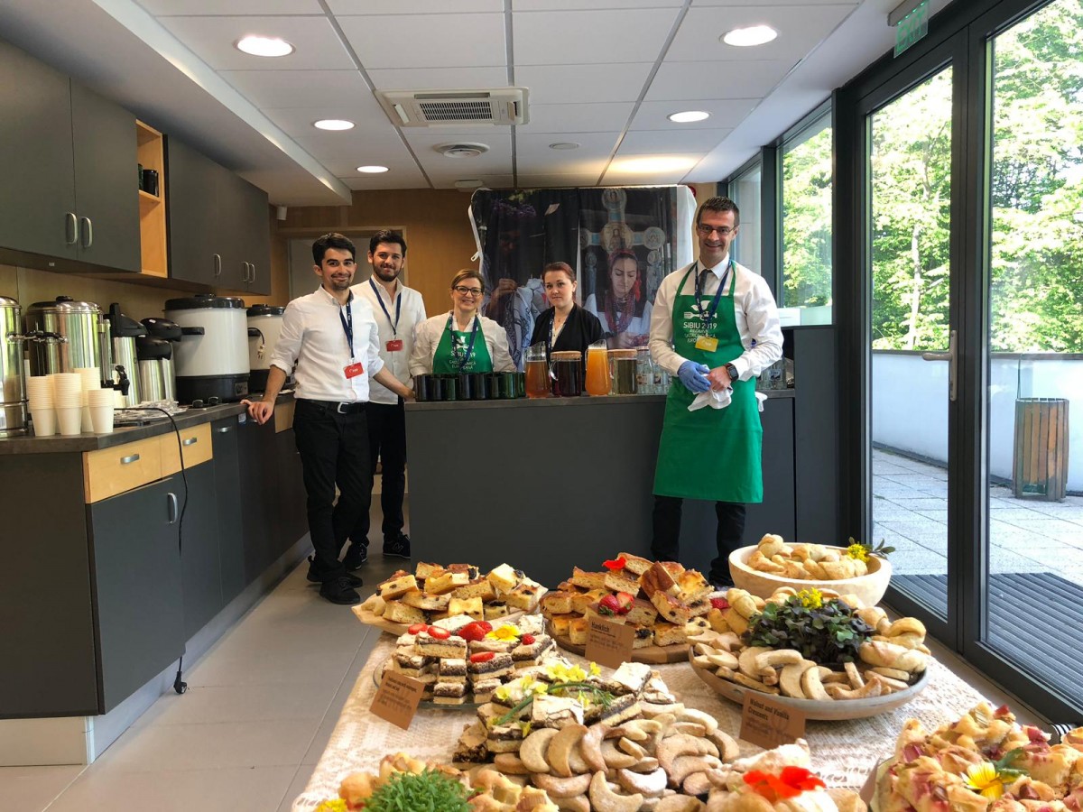 FOTO Bucătar care le-a gătit oficialilor europeni la Sibiu: “preparate simple, cu produse locale și de sezon“