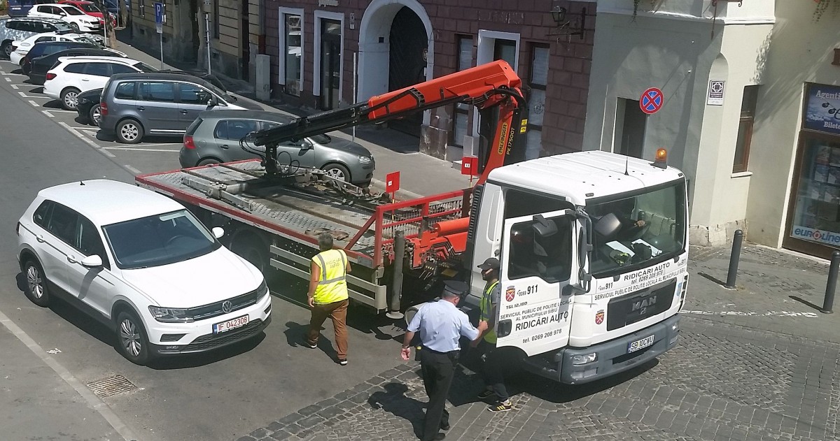 A scăzut numărul mașinilor ridicate în Sibiu