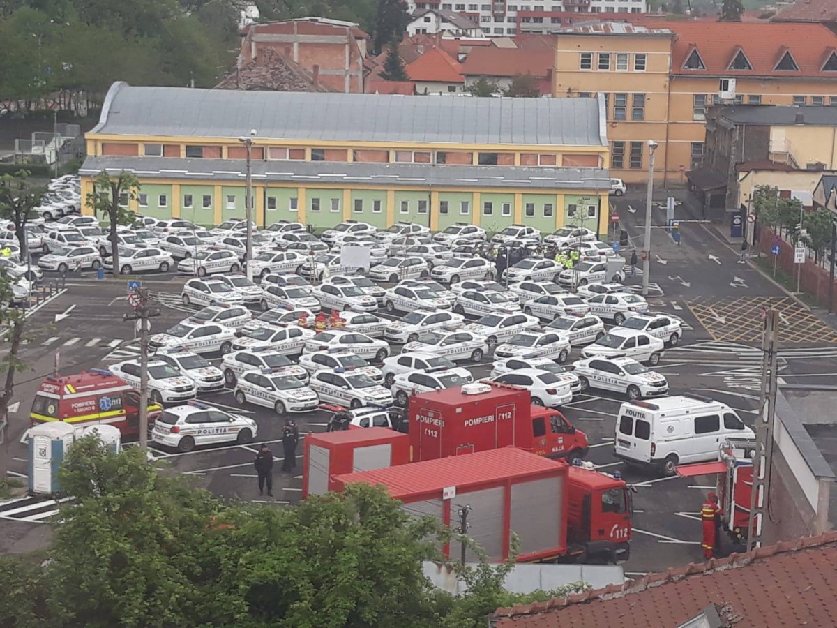Imaginea mobilizării de forțe pentru summit-ul de la Sibiu: zeci de echipaje de polițiști în centru