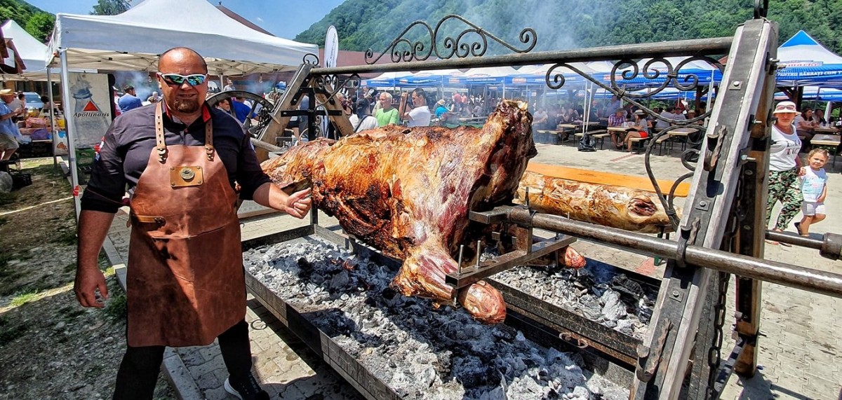 Regiunea Gastronomică își propune să realizeze un record național, un proțap de 30 de metri lungime