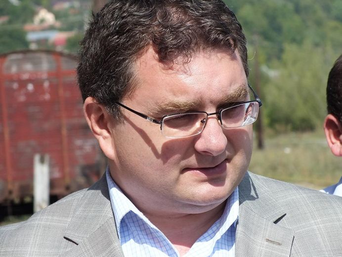 Noul ministru al Transporturilor despre autostrada Sibiu-Pitești: La jumătatea anului 2016 încep efectiv lucrările!