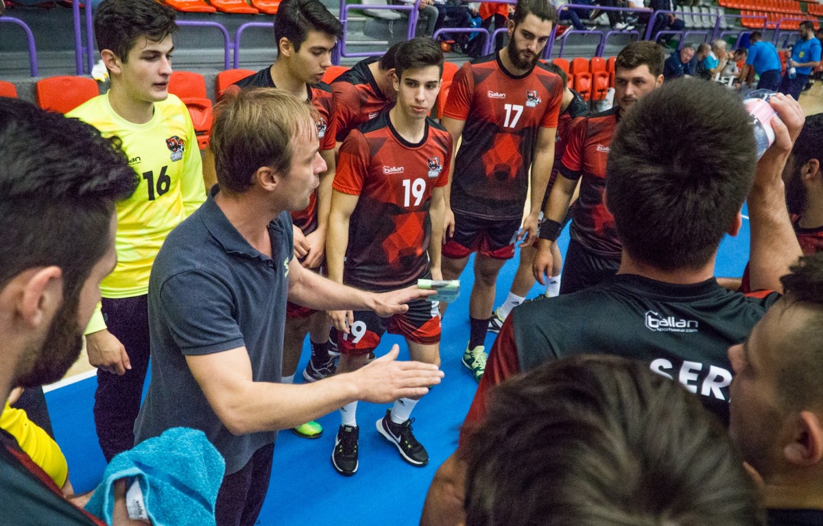 Matei Damian, antrenorul HC Sibiu: „Se vede un interes al comunității tot mai mare pentru performanță”