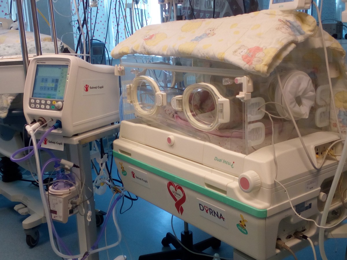 Maternitatea Sibiu a fost dotată cu un ventilator neonatal, de 32.000 de Euro