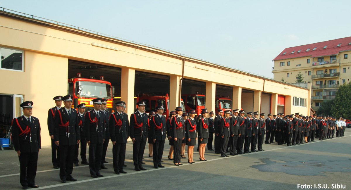 26 de salvatori au fost, astăzi, înaintați în grad 