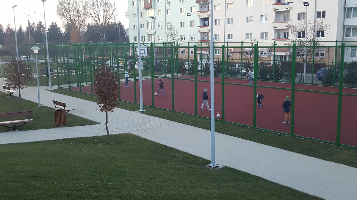 STUDIU Locuitorii din Ștrand și Valea Aurie se bucură de o viață mai bună decât majoritatea românilor