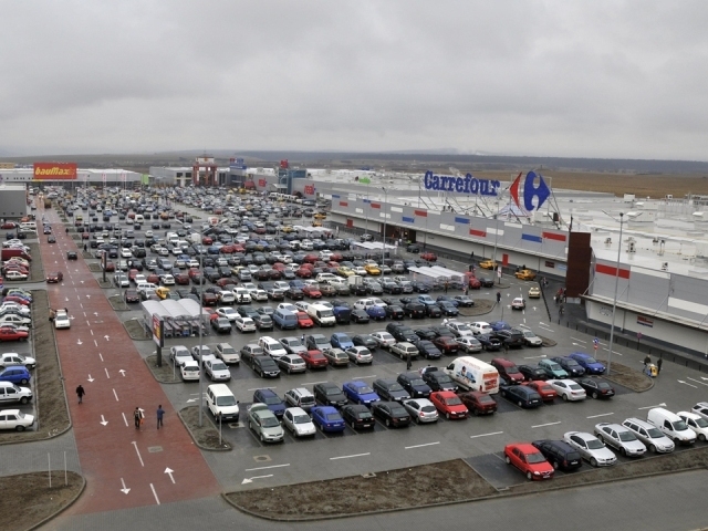 În sfârșit, Sibiu Shopping City are două ieșiri pentru mașini