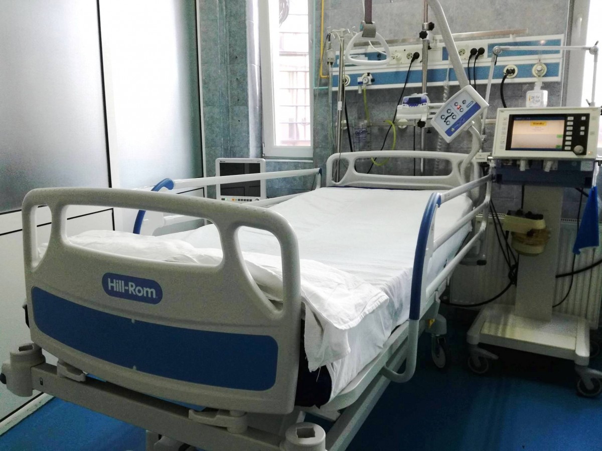 Secția ATI a Spitalului Județean a fost dotată cu 19 paturi noi