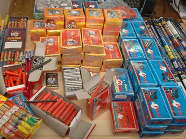 3700 de articole pirotehnice și petarde găsite în mașina unui sibian