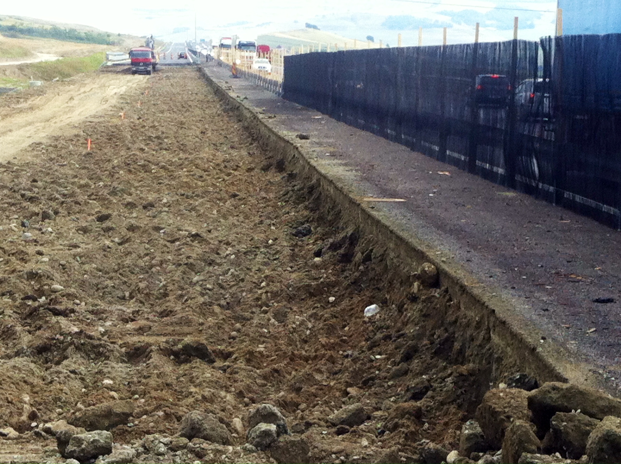 Semnal de alarmă: Se poate ajunge la construcția unei alte autostrăzi. ”Astfel de zone se ocolesc”