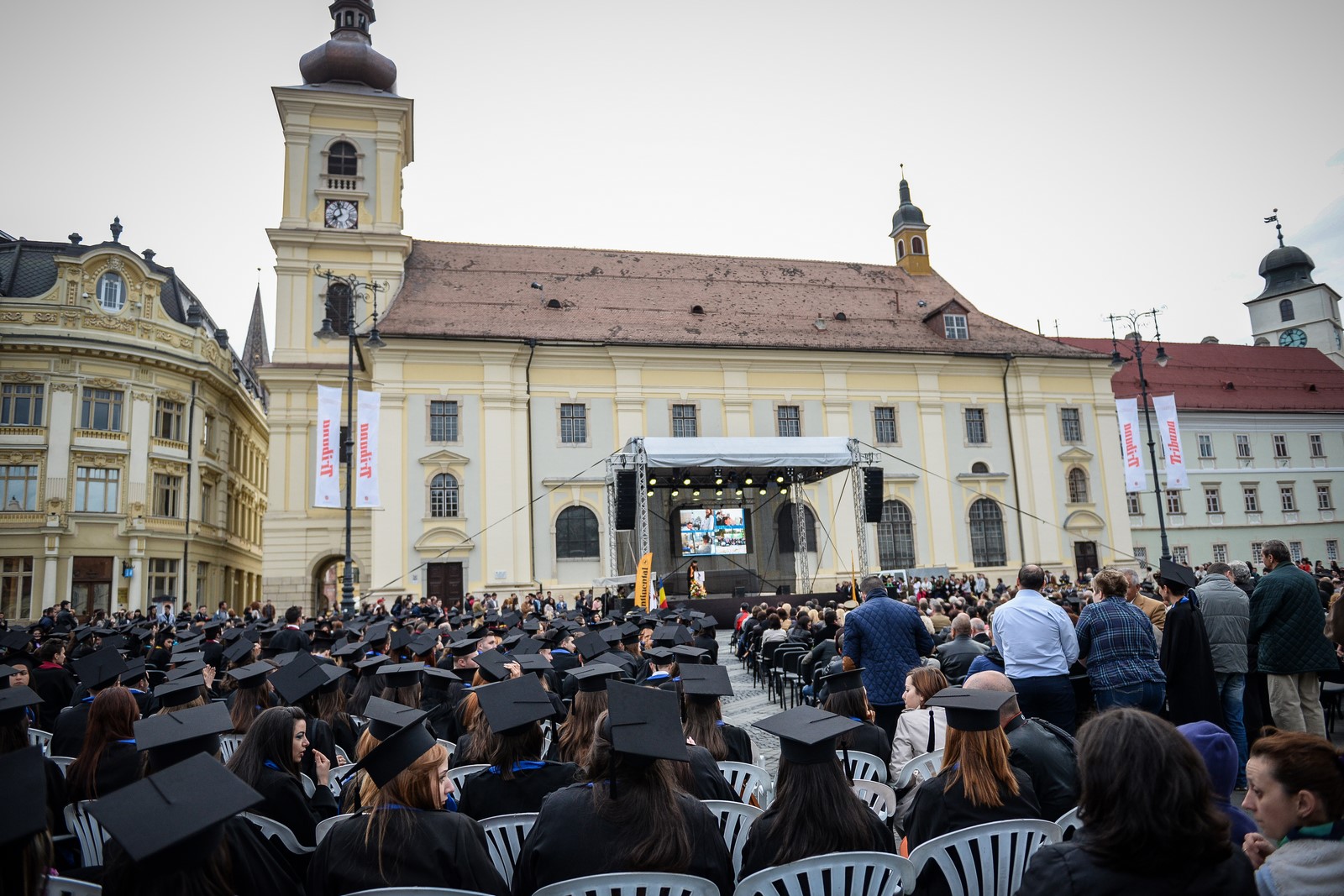 Merg studenții la vot mâine? Răspunsul a opt tineri