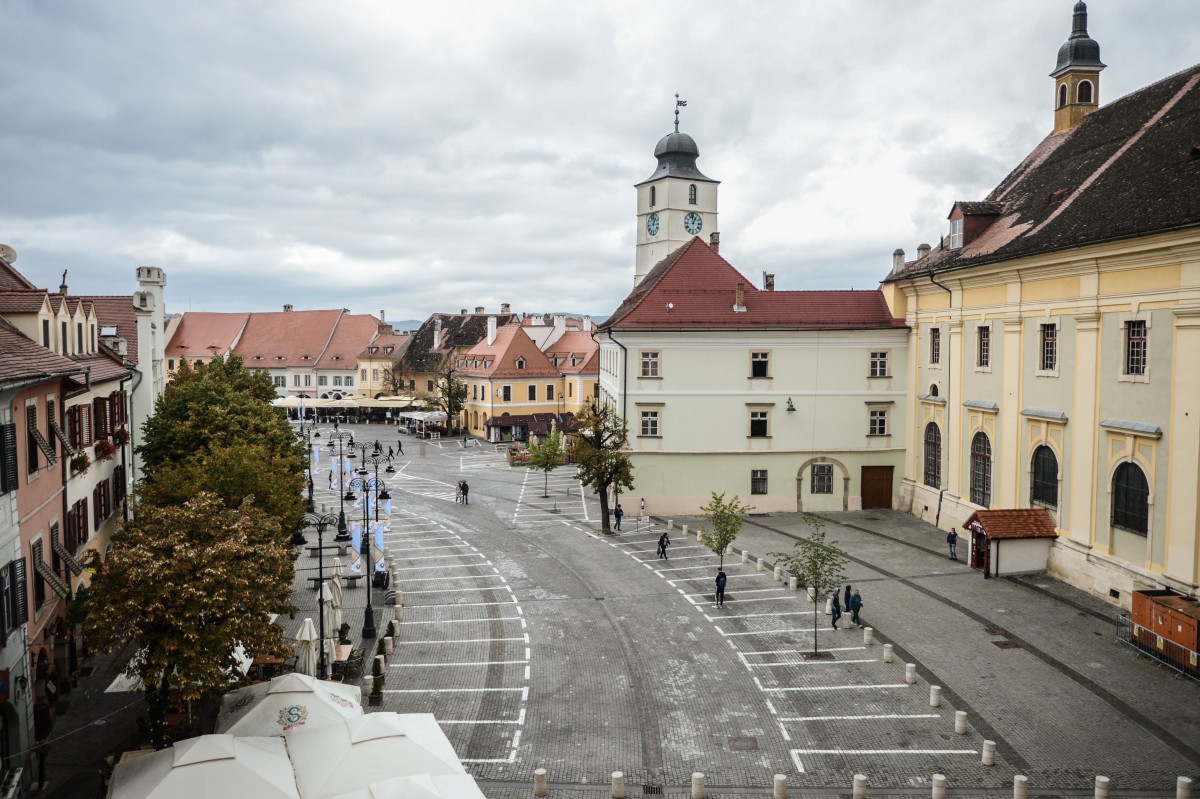 Piața Mică se închide pentru Zilele Culturii Romilor (CP)