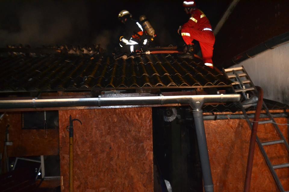 Incendiu în Turnișor pornit de la o centrală cu lemne | foto