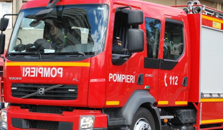 Incendiu la Orlat provocat de o butelie de gaz