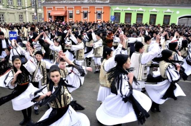 Sărbătoare la Sadu. Muzică, agapă și istorie