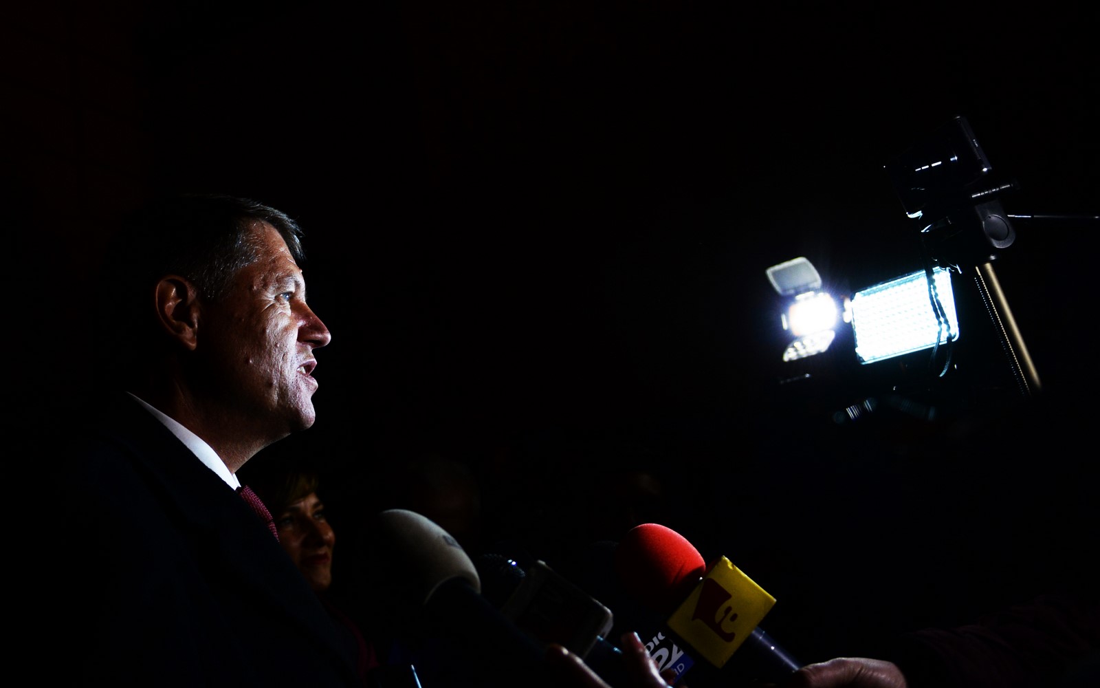 Iohannis: L-am sfătuit pe vicepremierul Oprea să-şi dea demisia