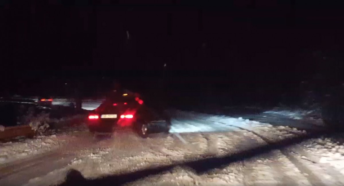 VIDEO | Odată cu zăpada, au apărut și amatorii de drifturi