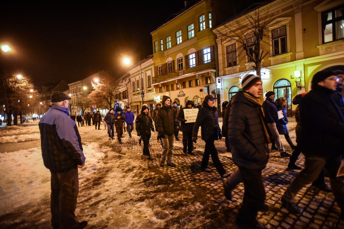 A treia zi de proteste la Sibiu: ”aș veni și singur”