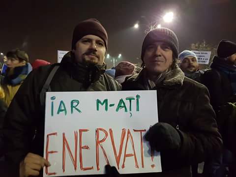 Sibianul Radu Vancu, despre proteste în ”The Huffington Post”. ”E ca într-o poezie scrisă în milioane de versuri, fiecare persoană fiind un vers”