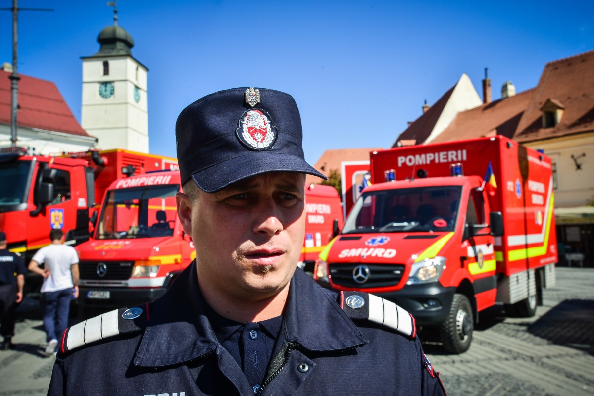 Pompierul Anului 2018: „Mă implora să îl salvez pentru că acasă îl așteptau copiii”