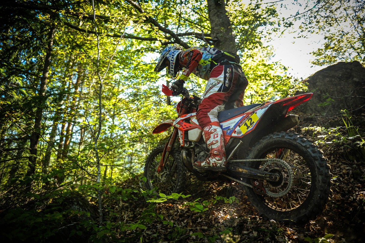 Alfredo Gomez, de neoprit în prima zi de off-road. Walker și Bolton s-au accidentat și au abandonat cursa