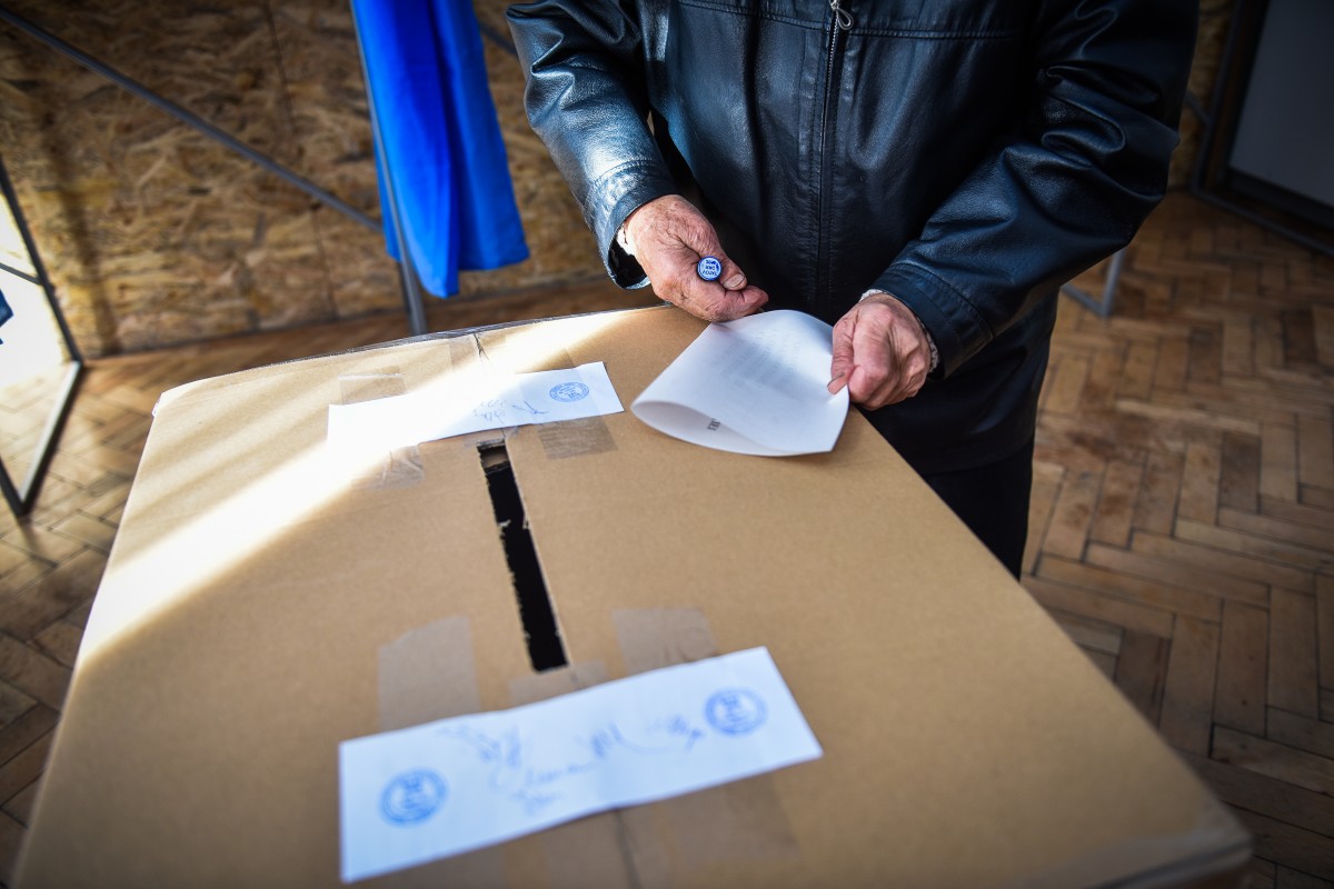 2,04% - prezența la vot în județul Sibiu, la ora 13