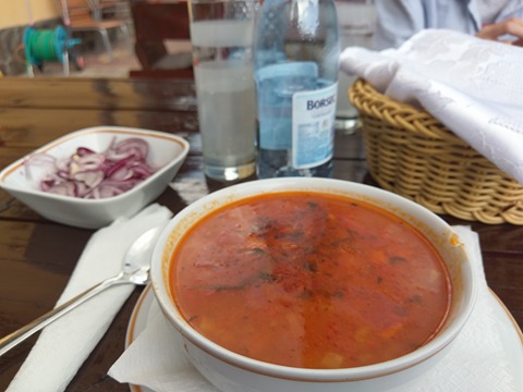 Cerere mare de angajați în domeniul Horeca. Criză la Sibiu